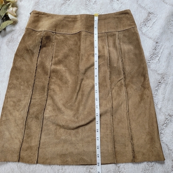 Vtg Ann Taylor Petites 100% Leather Shell Tan A Line Skirt Size 2P - Picture 9 of 11